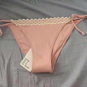 Bathing suit bottoms