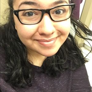 Meet your Posher, Jenn