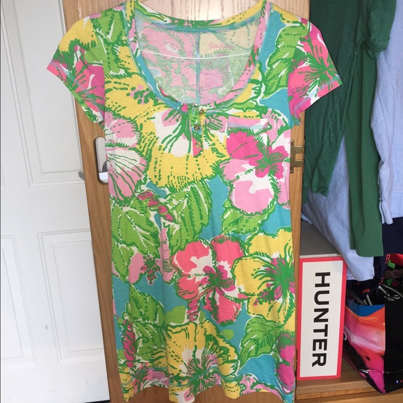 Lily Pullitzer Dress- worn once- great condition!