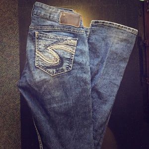 Silver Jeans-Berkely Fit with a 32 inch inseam-EUC