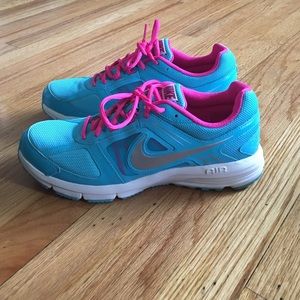 Nike AIR NWOT 💙👟💪