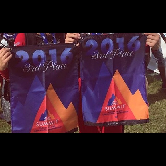 ISO SUMMIT BANNERS OR ANY CHEER BANNERS! - Picture 2 of 3