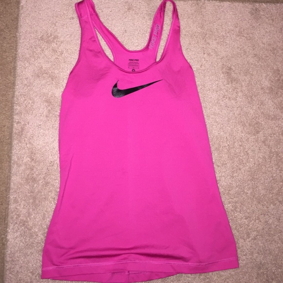 Nike pro woman's workout tank