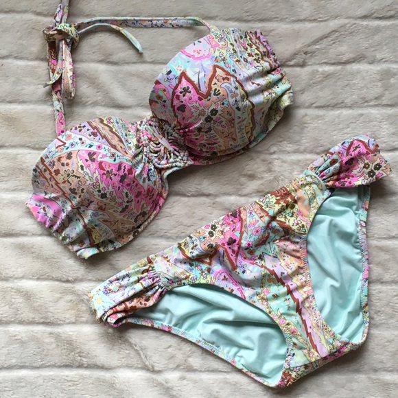 Must GO‼️VS The knockout bikini👙
