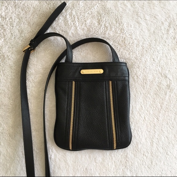 Michel Kors cross body