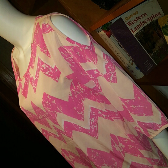 !cold shoulder  Dress sz. M - Picture 2 of 4