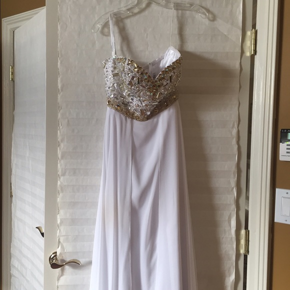 Prom Dress - Picture 3 of 4