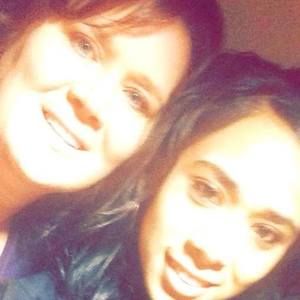 Meet your Posher, Sharon