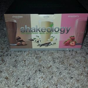 Brand new unopened box of Shakeology expires 9/16