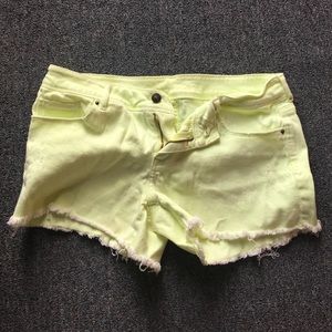 Like green shorts