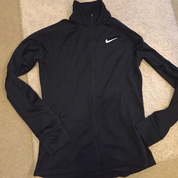 NWOT black nike dri fit jacket