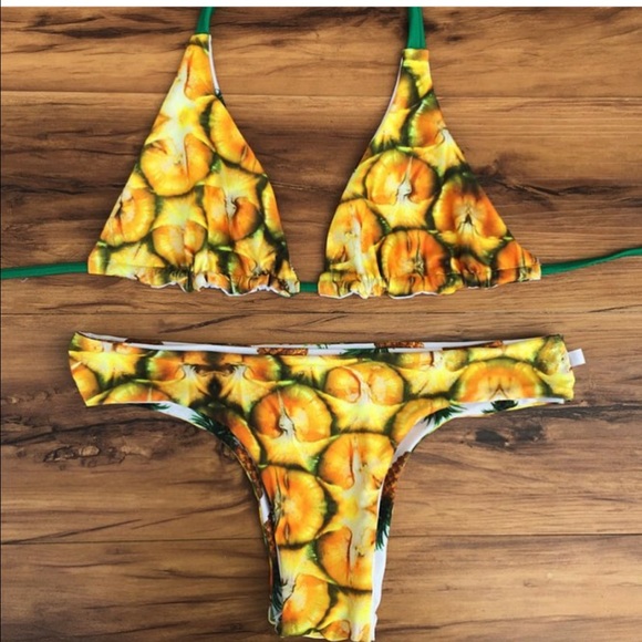 Dress me boo reversible pineapple bikini🍍 - Picture 2 of 3