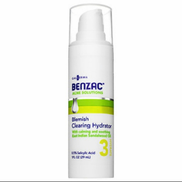 Benzac blemish clearer