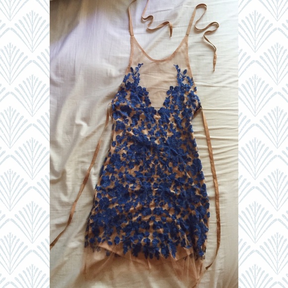 additional pictures of FL&L Luau Mini Dress - Picture 4 of 4