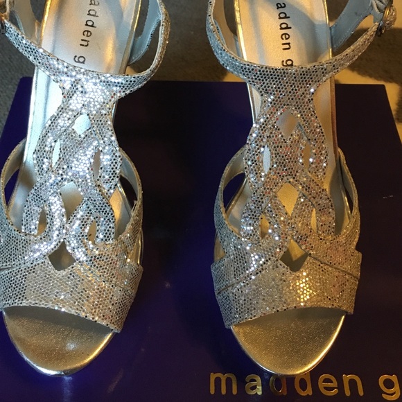 Madden Girl heels. - Picture 2 of 2