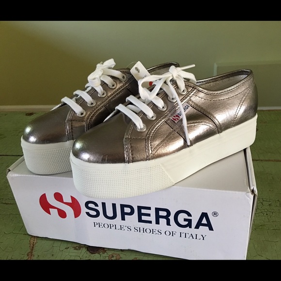 superga metallic grey