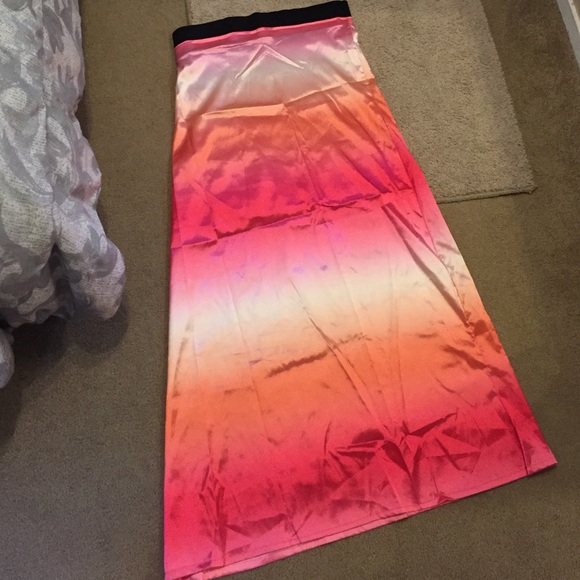 Woman's MULTI COLORED maxi skirt NWOT