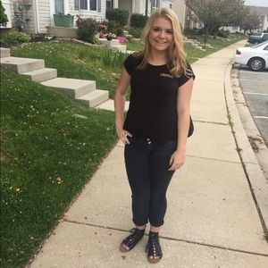 Meet your Posher, Brooke