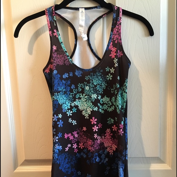 Lululemon floral cool racerback tank top!