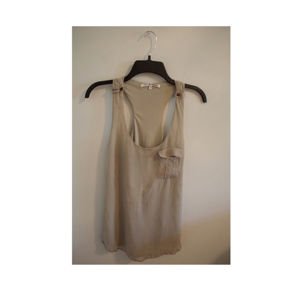 gray pocket tank