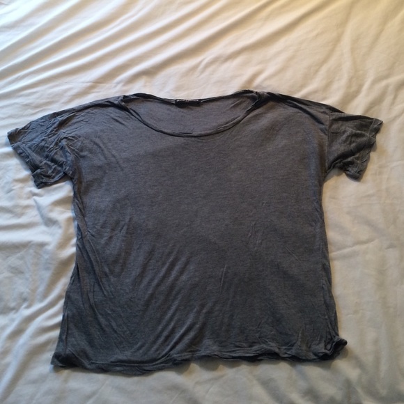 Brandy Melville tee