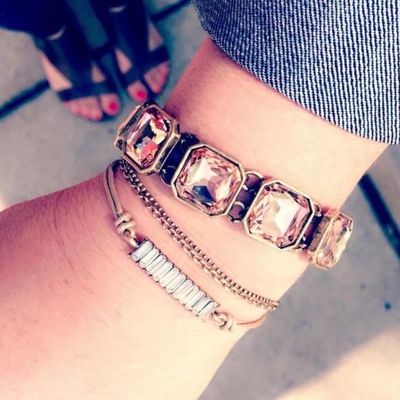 🆕 OCEAN JEWELERS Statement Bracelet (2 colors) - Picture 4 of 4