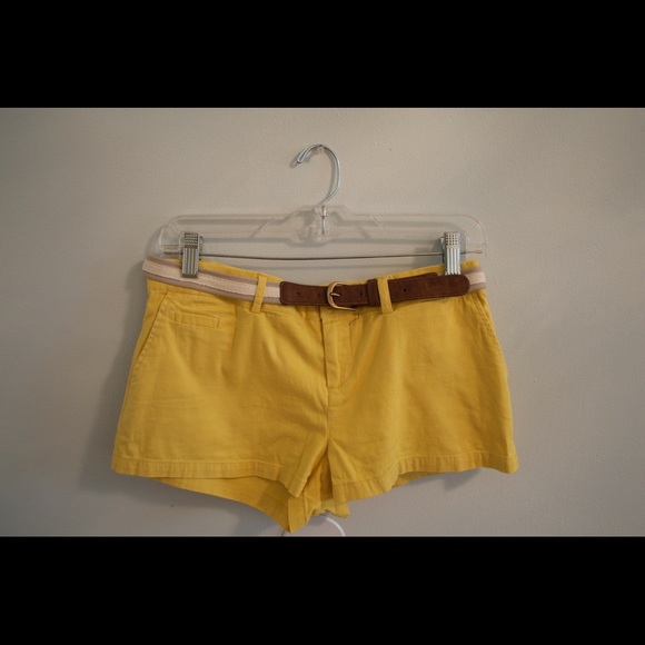 Cute yellow shorts with a brown belt