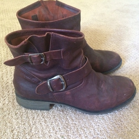 Distressed Leather Buckle Booties