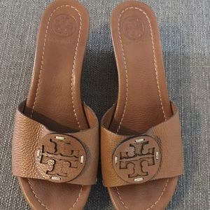 Tory Burch Patti wedge in RoyalTan
