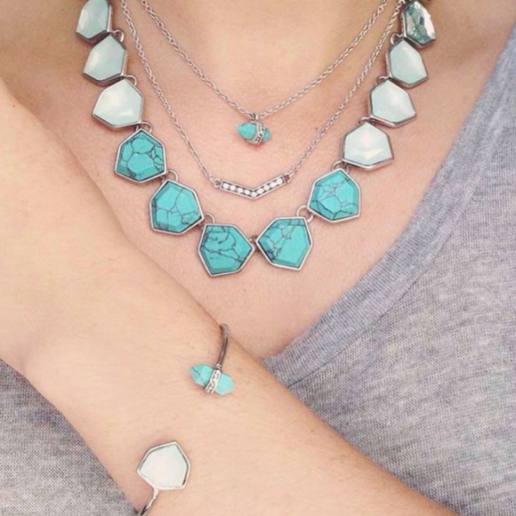 🆕 OCEAN JEWELERS Statement Cuff - Picture 2 of 3