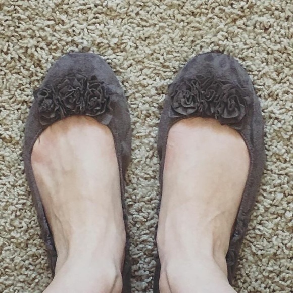 Gray | Flats