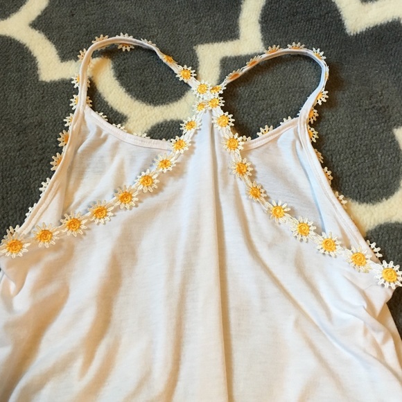 L.A Hearts tank top. - Picture 3 of 3