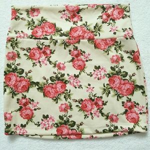 Floral print mini skirt L