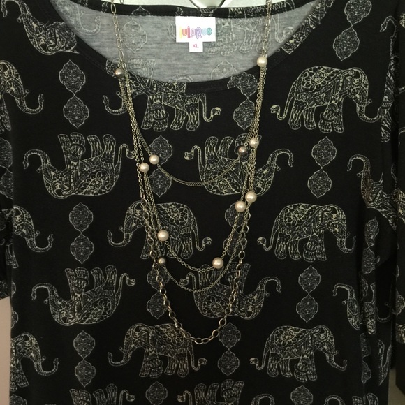 Premier Designs long necklace