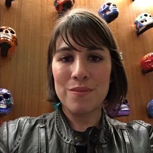 Meet your Posher, Lauren