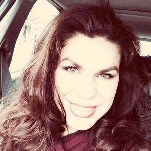 Meet your Posher, Lowanna