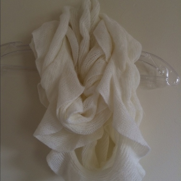 Charlotte Russe Ruffle Infinity Scarf - Picture 2 of 3