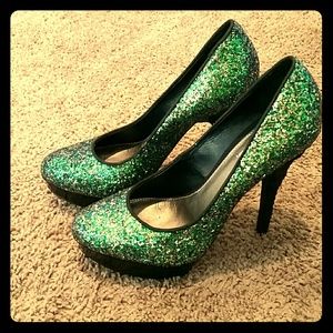 Sparkly green 4" platform heels