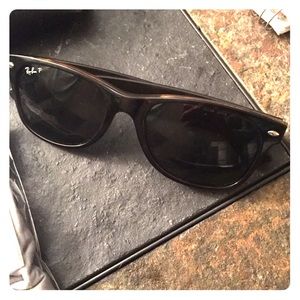 Polarized brown Ray Bans with green lenses