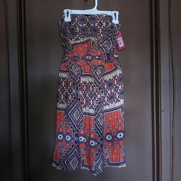 Cute Strapless Dress - Picture 1 of 3