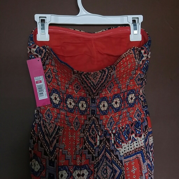 Cute Strapless Dress - Picture 3 of 3