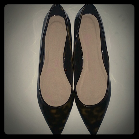 Pointed Toe Leopard Print Flats