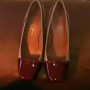 Very nice Jessica Simpson 5" inch heels.