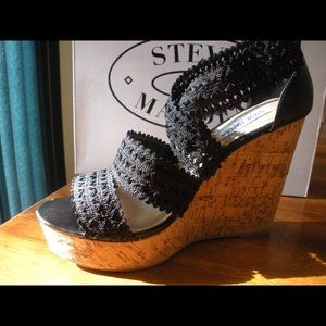 Steve Madden Black Elston Wedge Brand New!