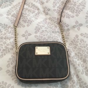 Michael Kors Jet Set Crossbody