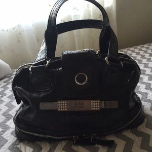 Black GUESS leather hand bag