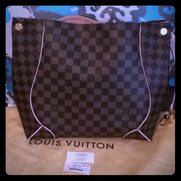 authentic Louis Vuitton Caissa hobo