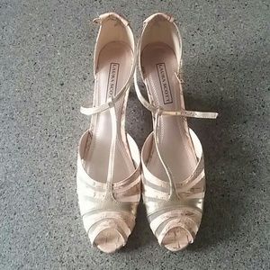 Laura Scott Cork Heels 1940 vintage inpired