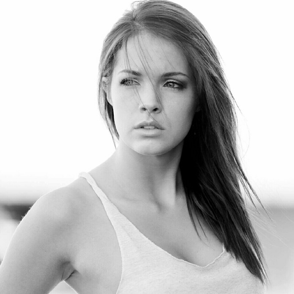 Meet your Posher, Candice