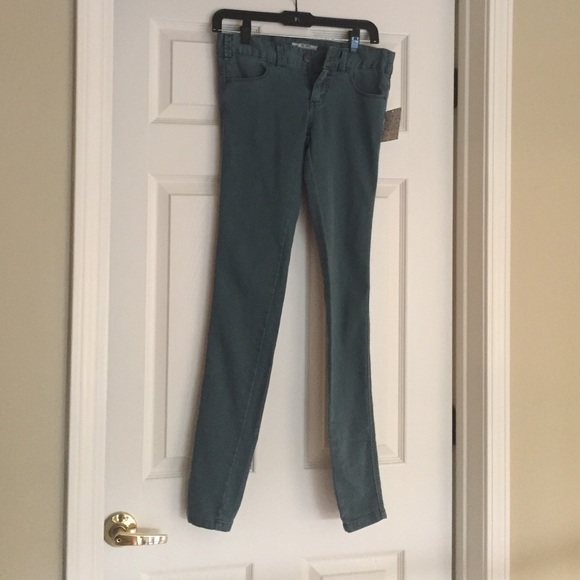 Brand new tortoise Free People jeans w tags